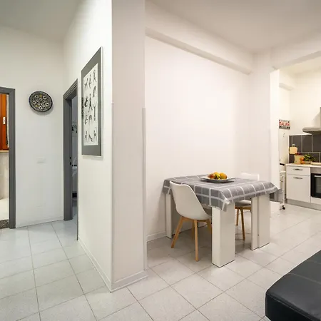 Ciatti 25 - Spazioso Trilocale - Italywego Apartament *